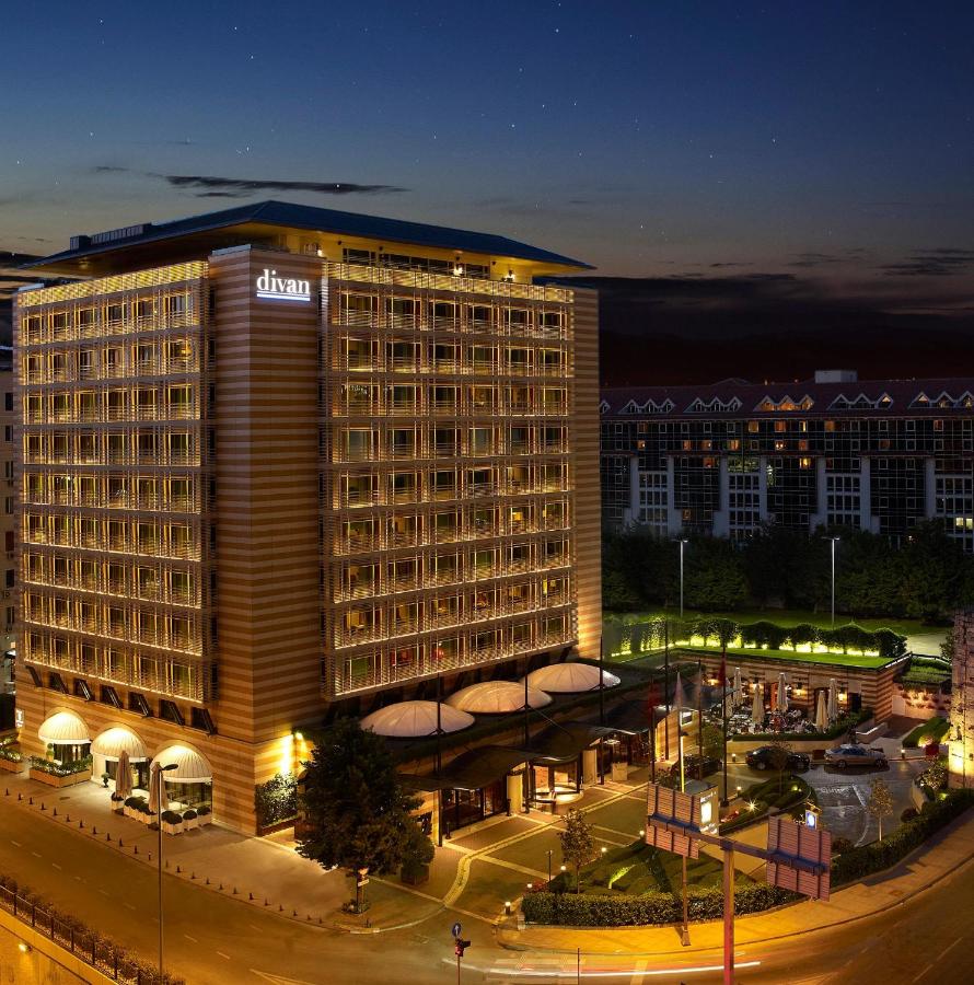 Divan Istanbul 5* / Турция / Стамбул / Таксим - площадь Таксим