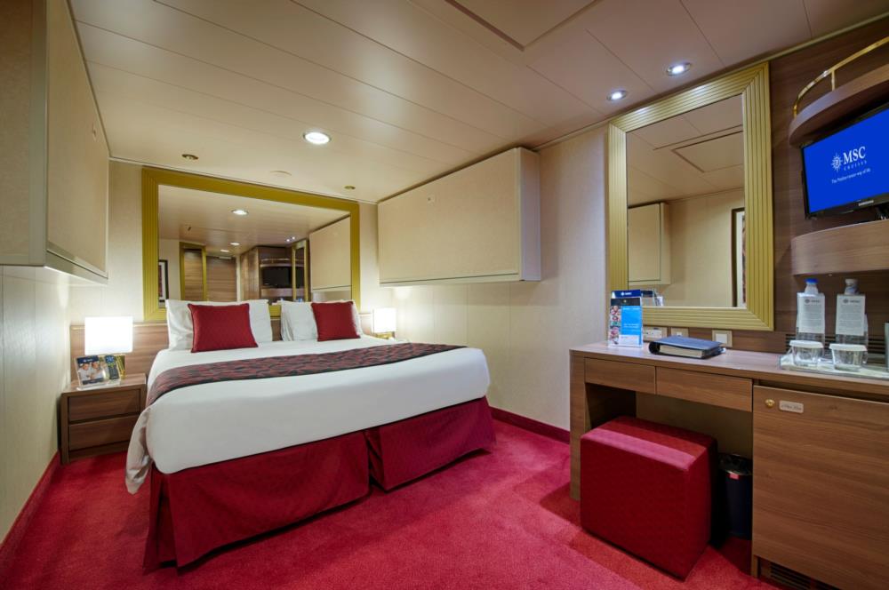 MSC Divina: Каюта без окна Junior Fantastica (IM1) палубы 8, 9, 10, 11