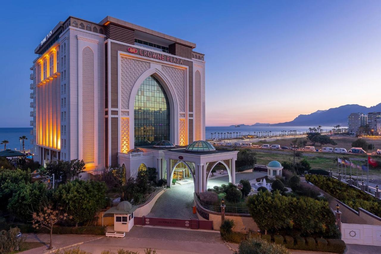 Crowne Plaza Antalya 5* / Турция / Анталия / Конъяалты