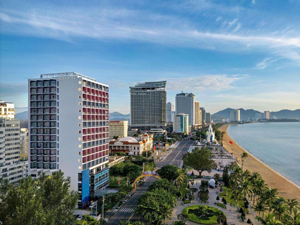 12-Novotel-3.jpg 12-Novotel-3.jpg