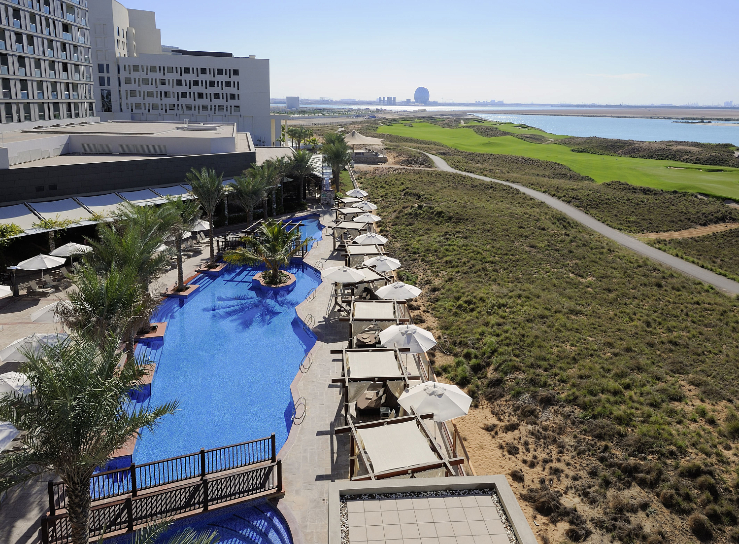 Radisson Blu Yas Island 4* / ОАЭ / Абу Даби / остров Яс