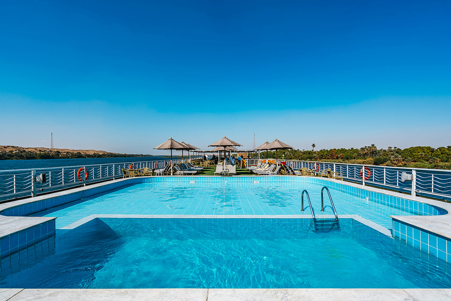 Т/х Crown Jubilee / Круизы по Нилу