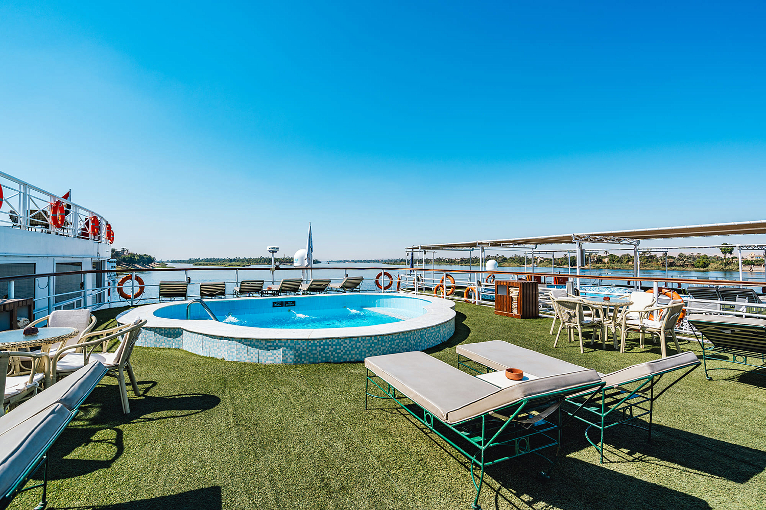 Т/х Jaz Al Qassida / Круизы по Нилу